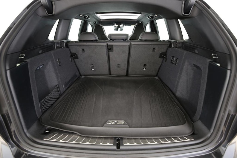 Vehicle image BMW X3