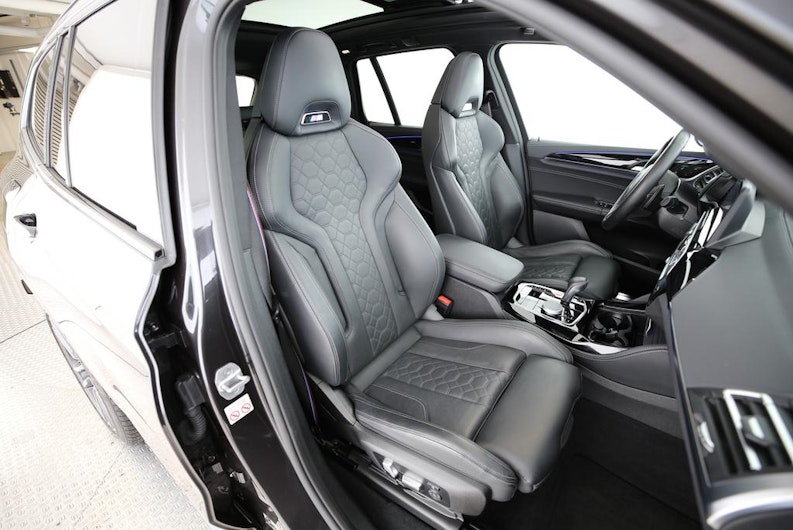 Vehicle image BMW X3