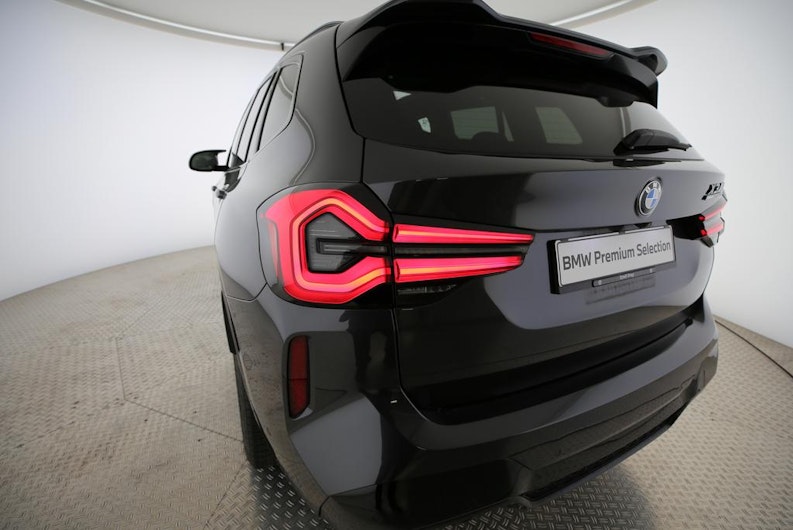 Vehicle image BMW X3