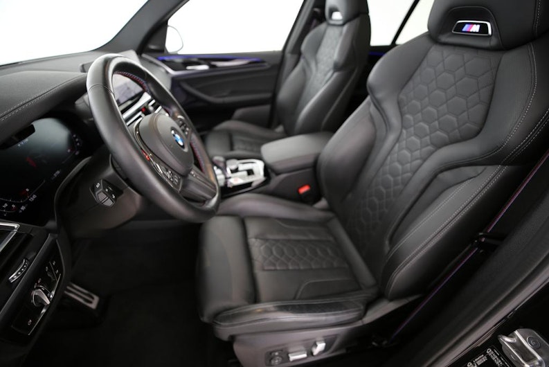 Vehicle image BMW X3
