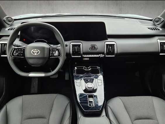 Vehicle image 10 Vehicle image 10