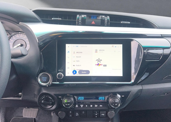 Vehicle image 4 Vehicle image 4