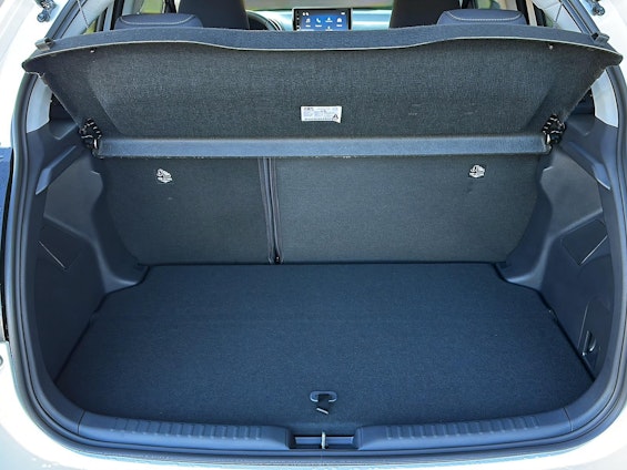 Vehicle image 12 Vehicle image 12