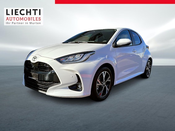 First vehicle image First vehicle image