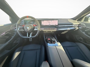 Vehicle image BMW M5 xDrive Touring