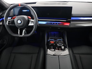 Vehicle image BMW M5 xDrive Touring