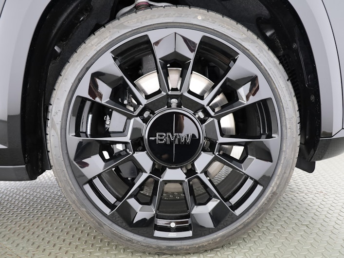 Vehicle image BMW XM