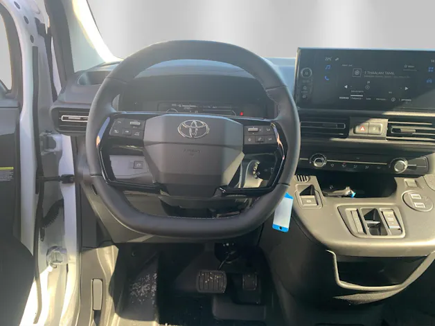 Toyota PROACE CITY Van L1 52KWh Active