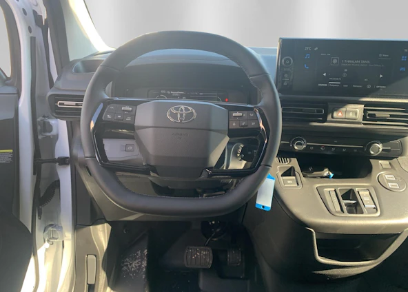 Fahrzeugbild 10 Fahrzeugbild 10