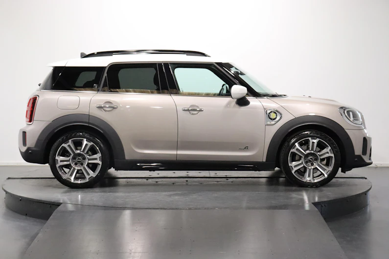 Fahrzeugbild MINI COUNTRYMAN