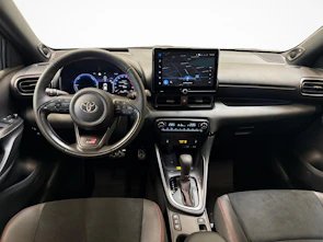 Fahrzeugbild TOYOTA Yaris 1.5 VVT-i HSD GR Sport