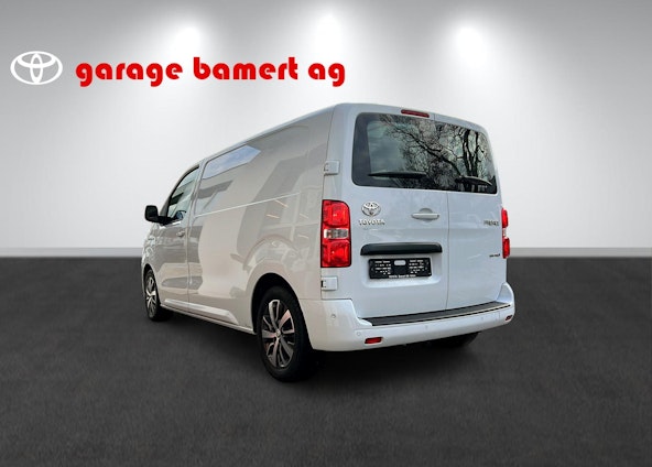 Vehicle image 3 Vehicle image 3