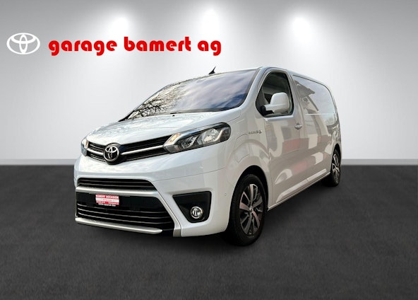 First vehicle image First vehicle image