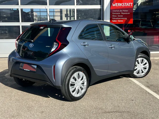 Toyota Aygo X 1.5 VVT-i HSD Comfort
