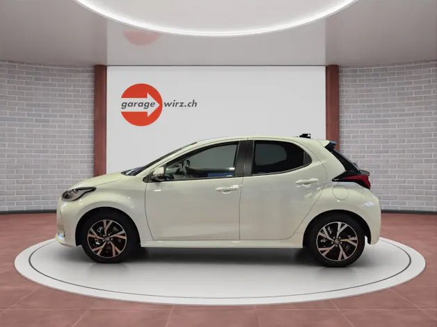 Toyota Yaris 1.5 VVT-i HSD Trend
