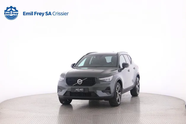 Volvo XC40 2.0 B3 MH Plus Dark