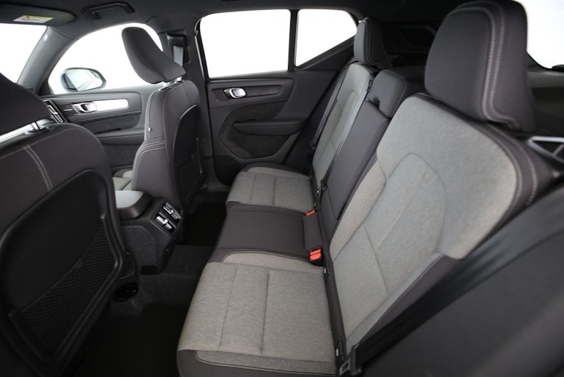 Vehicle image VOLVO XC40