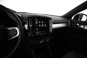 Vehicle image VOLVO XC40 2.0 B3 MH Plus Dark