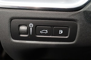 image du véhicule VOLVO XC60 2.0 T6 TE R-Design Expre. eAWD