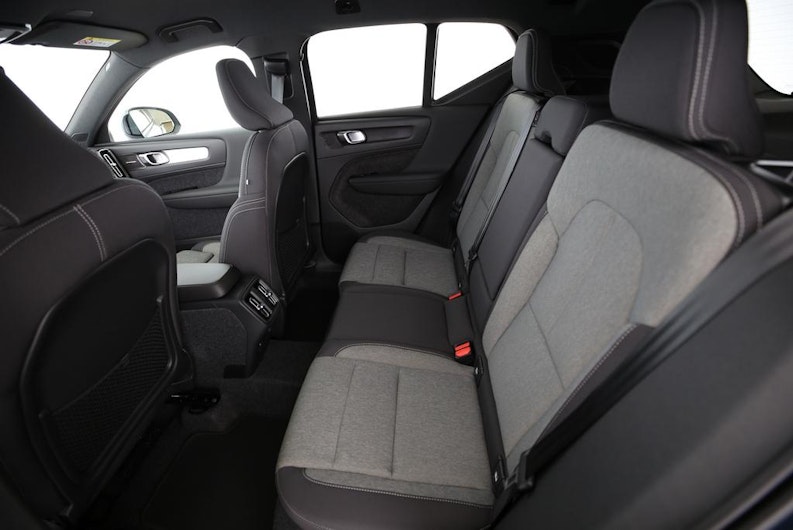 Vehicle image VOLVO XC40