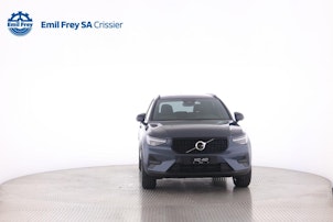 Vehicle image VOLVO XC40 2.0 B3 MH Plus Dark
