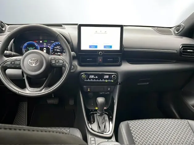 Toyota Yaris 1.5 VVT-i HSD Premium