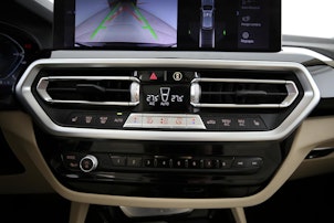 Vehicle image BMW X3 30e xDrive