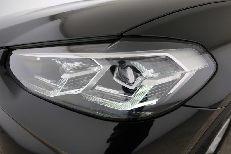 Vehicle image BMW X3