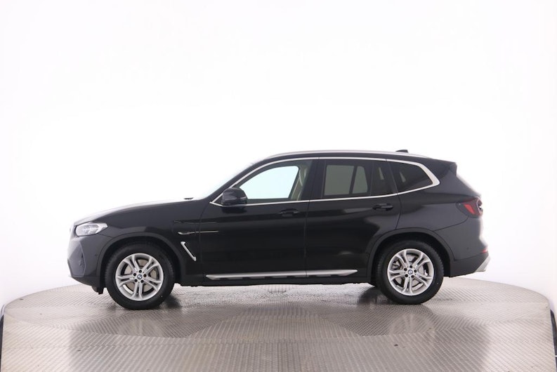 Vehicle image BMW X3