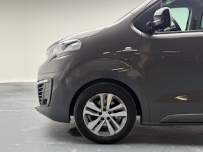 Vehicle image PEUGEOT Traveller Standard 2.0 BlueHDi 180 Business VIP S/S