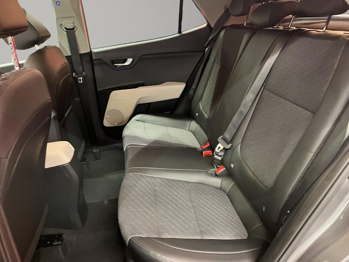 Vehicle image KIA STONIC