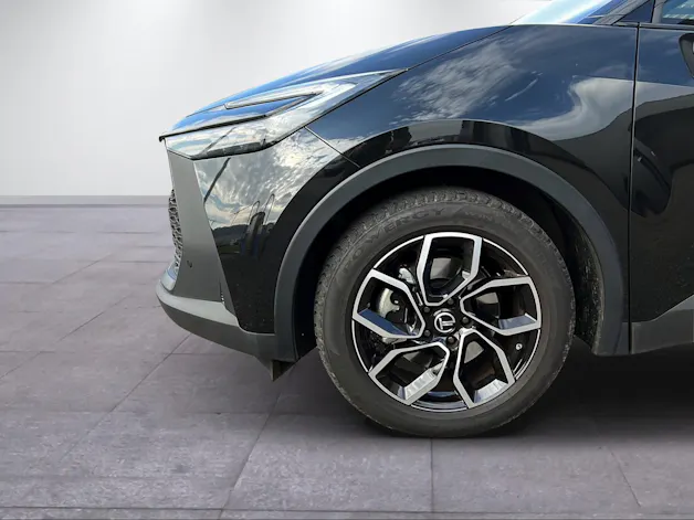 Toyota C-HR 2.0 PHEV Swiss Edition