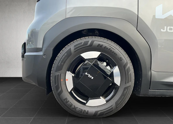 Fahrzeugbild 16 Fahrzeugbild 16