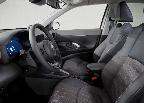 Vehicle image 2 Vehicle image 2