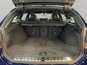 Vehicle image BMW 330d xDrive SAG Touring