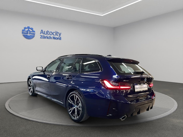 Vehicle image BMW 3 SERIES