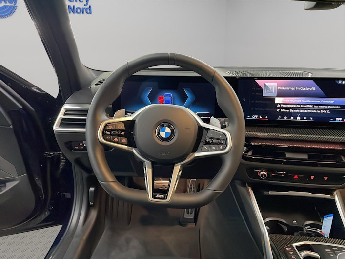 Vehicle image BMW 3 SERIES