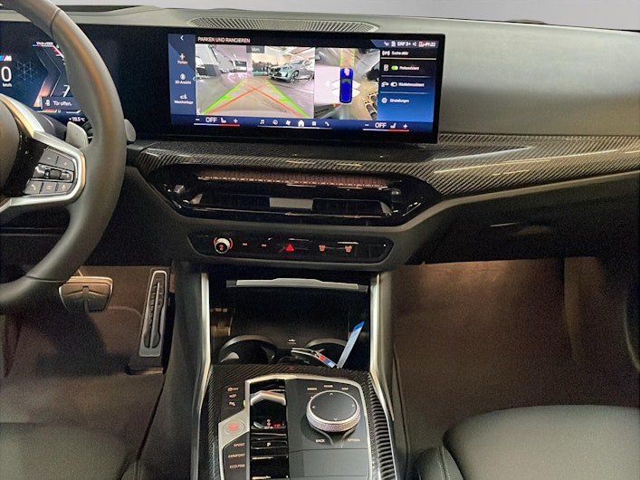 Vehicle image BMW 3 SERIES