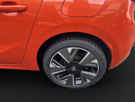 Vehicle image 9 Vehicle image 9