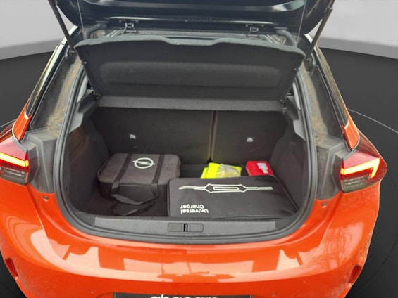 Vehicle image 8 Vehicle image 8