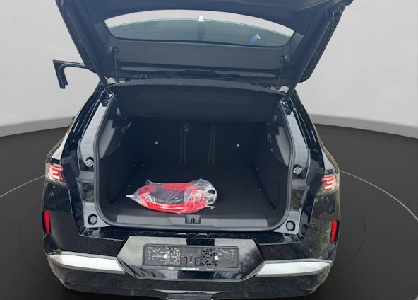 Vehicle image 8 Vehicle image 8