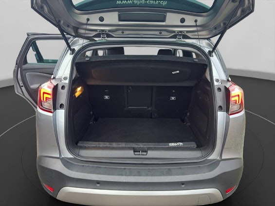 Vehicle image 8 Vehicle image 8