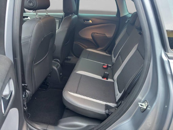 Vehicle image 7 Vehicle image 7