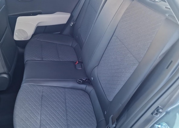 Vehicle image 8 Vehicle image 8