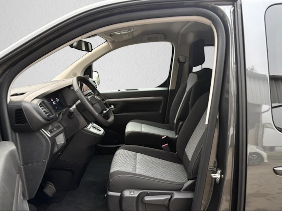 Vehicle image 7 Vehicle image 7