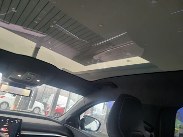MITSUBISHI ECLIPSE CROSS 8