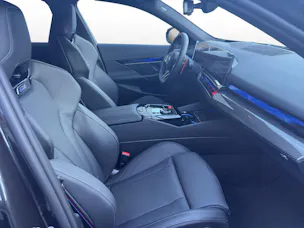 BMW M5 xDrive Touring