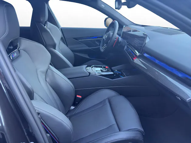 BMW M5 xDrive Touring