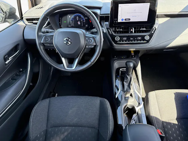 Suzuki Swace 1.8 Compact Top Hybrid
