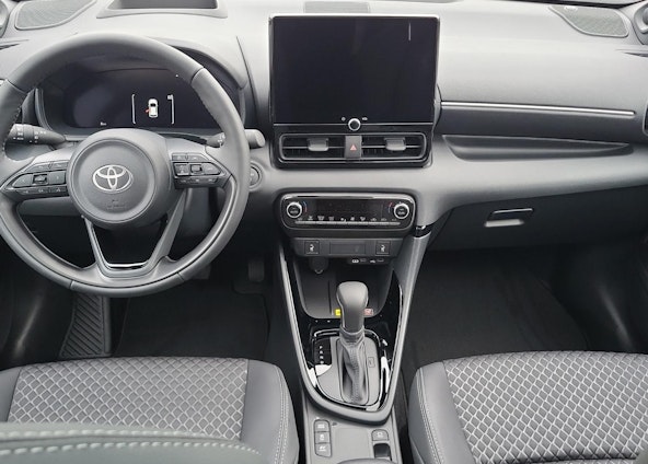 Vehicle image 13 Vehicle image 13